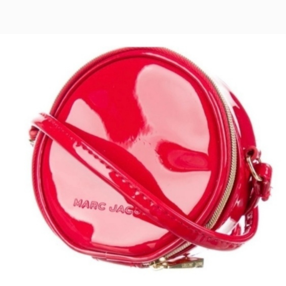 Marc Jacobs NWT Red Patent Leather Round Canteen  Crossbody Bag
